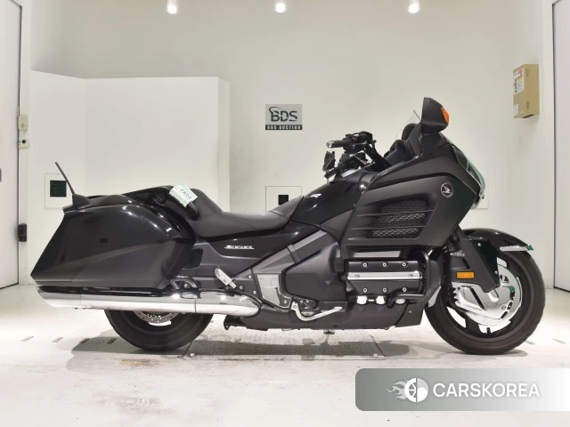 Проданный Honda GL1800 F6B 2014 из Японии, фото 2