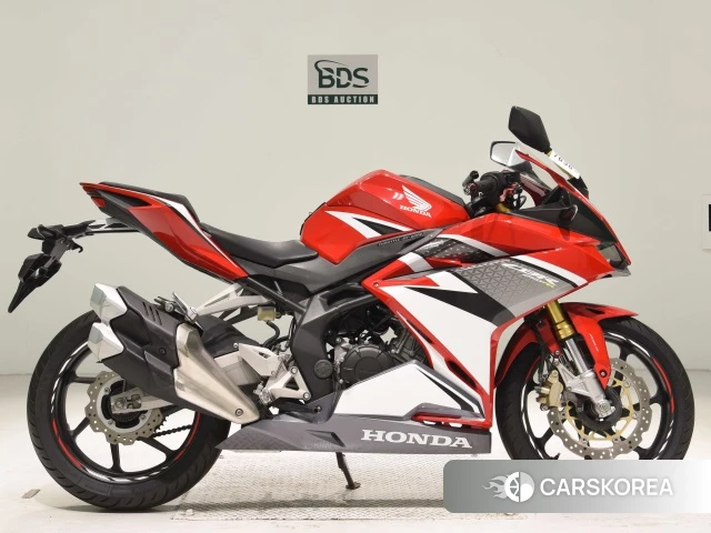 Проданный Honda CBR250RR ABS 2017 из Японии