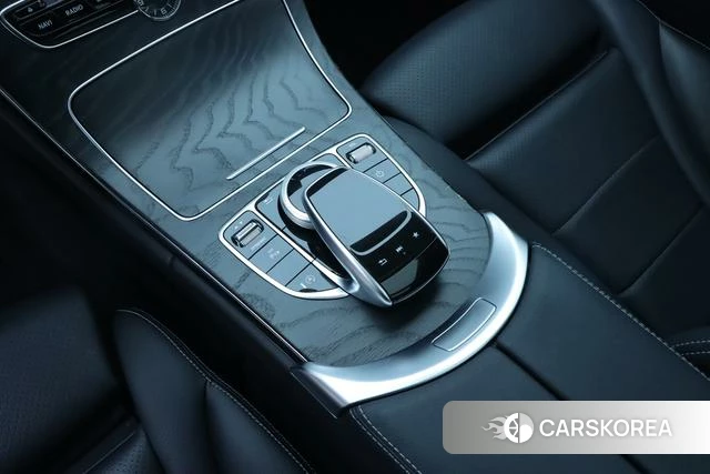 Mercedes-Benz Class C id 4207070 из Китая 17