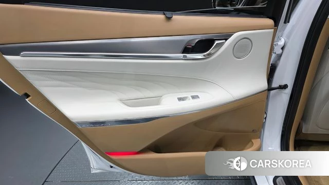 Hyundai The New Grandeur IG Hybrid id 4344729 из Кореи 17