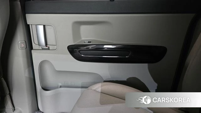 Kia The New Carnival id 4483172 из Кореи 17