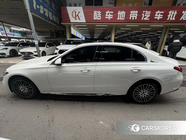 Mercedes-Benz Class C id 4271257 из Китая 17