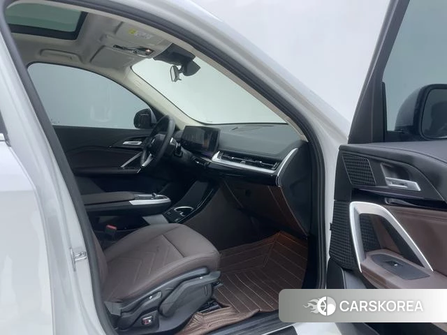 BMW X1 id 4399971 из Китая 17