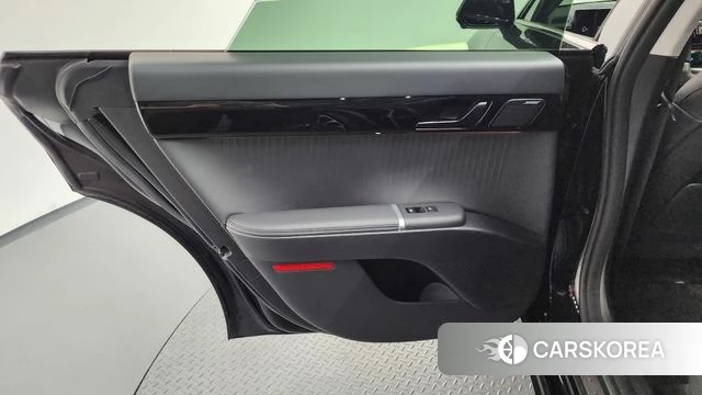 Hyundai Grandeur (GN7) id 4186177 из Кореи 17