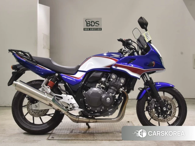 Проданный Honda CB400SF BOLDOR ABS 2022 из Японии, фото 2