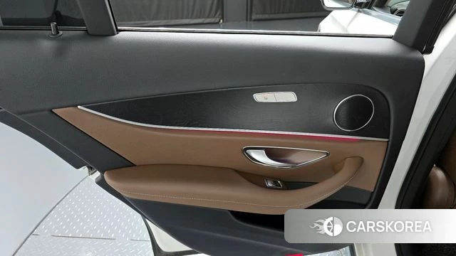 Mercedes-Benz E-Class W213 id 4233187 из Кореи 17