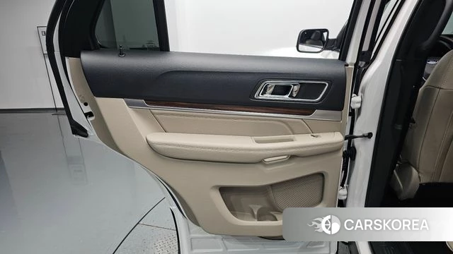 Ford Explorer id 4856215 из Кореи 17