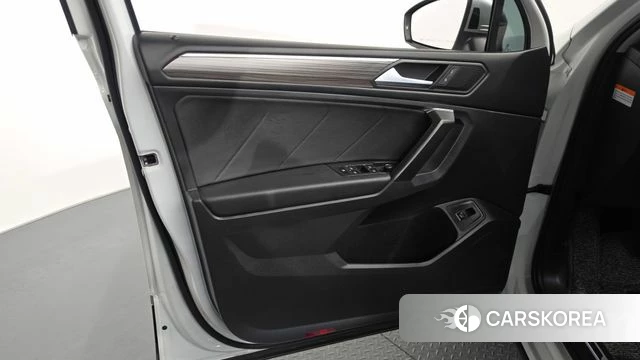 Volkswagen Tiguan Allspace id 4360617 из Кореи 17