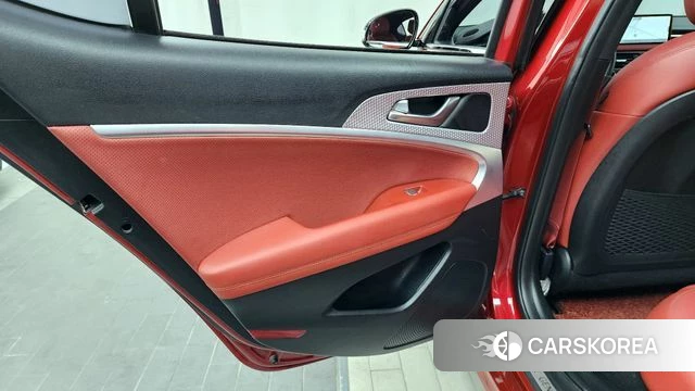 Genesis The New G70 id 4202922 из Кореи 17