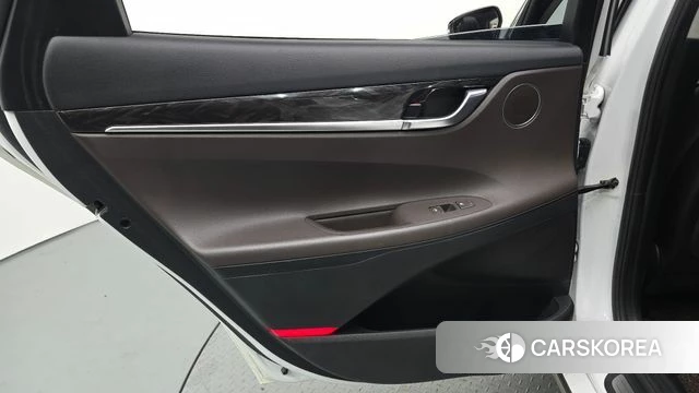 Hyundai Grandeur IG id 4251081 из Кореи 17