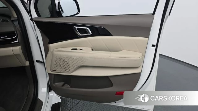 Kia The New Carnival 4th Generation id 4612223 из Кореи 17