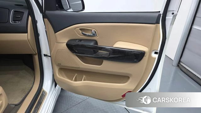 Kia The New Carnival id 4530725 из Кореи 17
