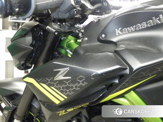 Kawasaki Z900 id 3950265 из Японии 17