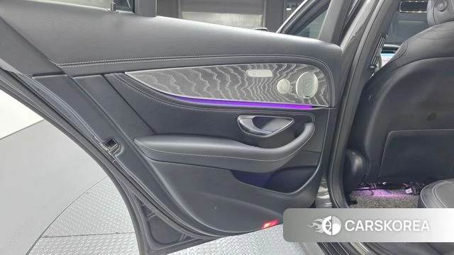 Mercedes-Benz E-Class W213 id 4764223 из Кореи 17