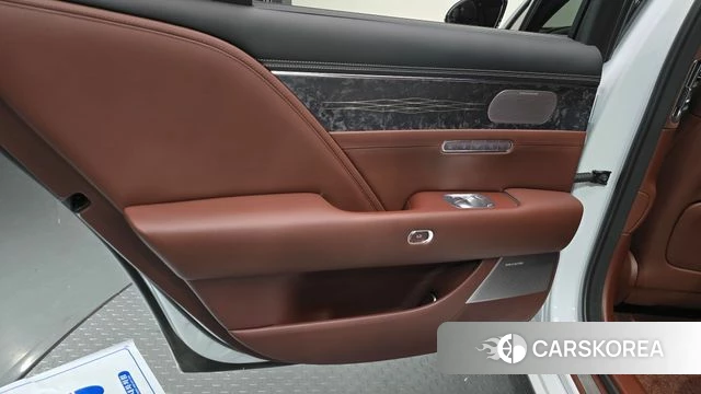 Genesis G90 (RS4) id 4726211 из Кореи 17