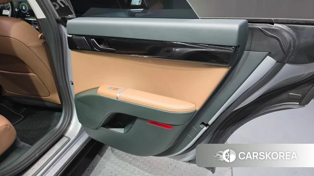 Hyundai Grandeur (GN7) id 4201054 из Кореи 17