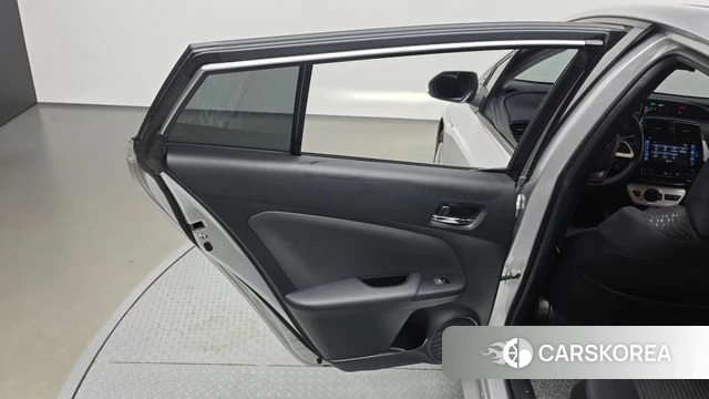Toyota Prius 4th Generation id 4447651 из Кореи 17