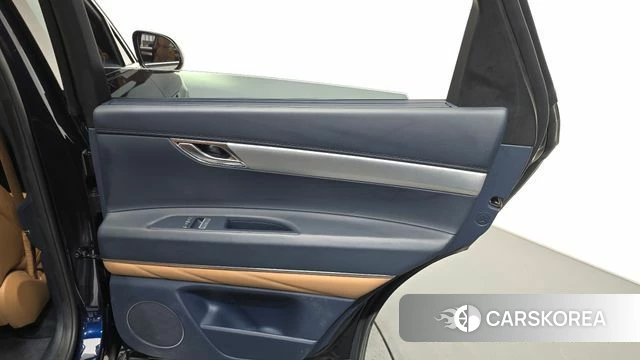 Genesis GV80 id 4591530 из Кореи 17
