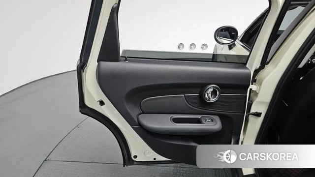 Mini Cooper S Clubman id 4283466 из Кореи 17