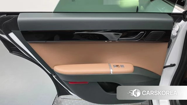Hyundai Grandeur Hybrid (GN7) id 4500005 из Кореи 17