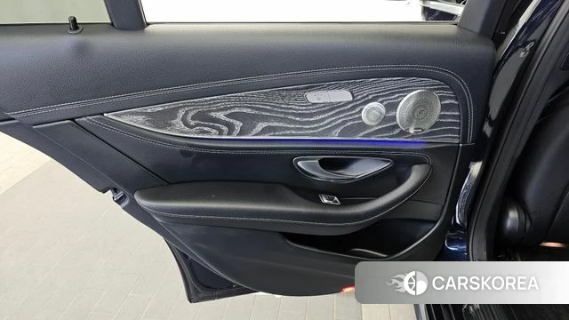 Mercedes-Benz E-Class W213 id 4726630 из Кореи 17