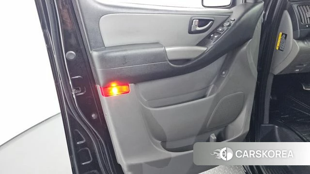 Hyundai The New Grand Starex id 4574126 из Кореи 17