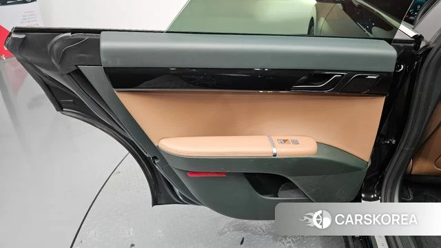 Hyundai Grandeur Hybrid (GN7) id 4572115 из Кореи 17