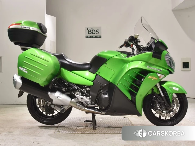 Проданный Kawasaki 1400GTR 2010 из Японии, фото 2