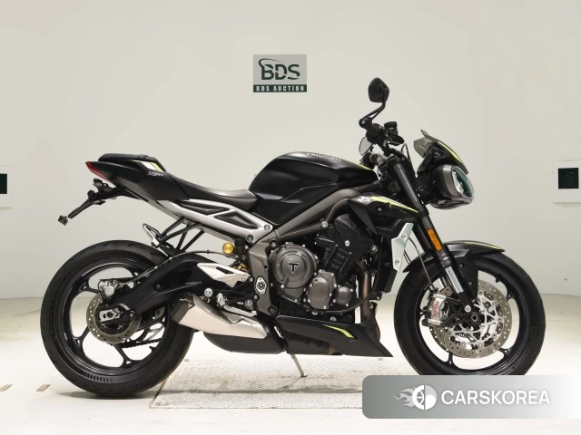 Проданный Triumph STREET TRIPLE 765 RS 2020 из Японии