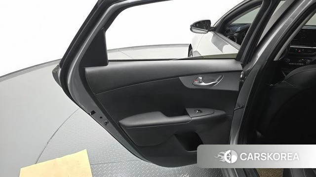 Kia The New K3 2nd generation id 4267783 из Кореи 17