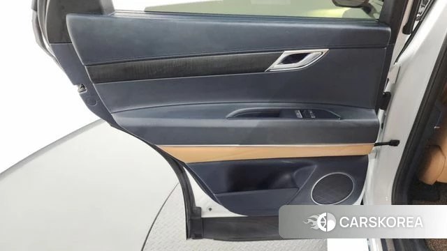 Genesis GV80 id 4501509 из Кореи 17