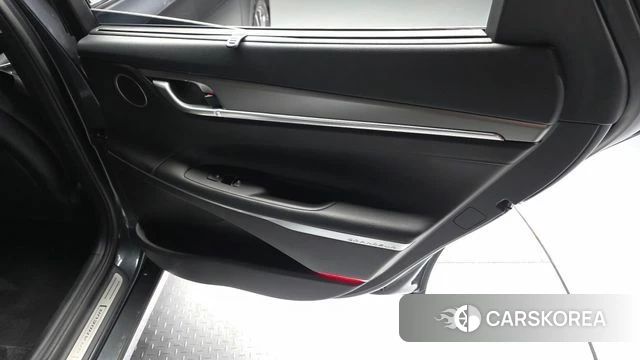 Hyundai The New Grandeur IG id 4619753 из Кореи 17