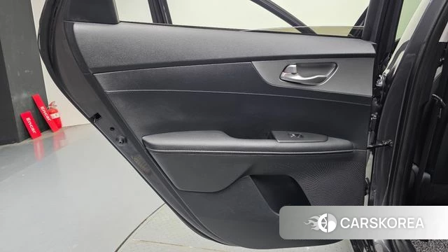 Kia Come New K3 id 4196028 из Кореи 17