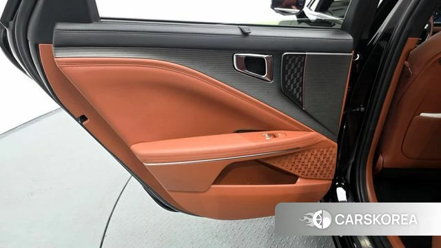 Kia The New K8 Hybrid id 4407875 из Кореи 17