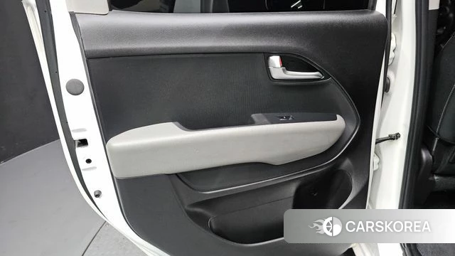 Kia The New Kia Ray EV id 4921702 из Кореи 17