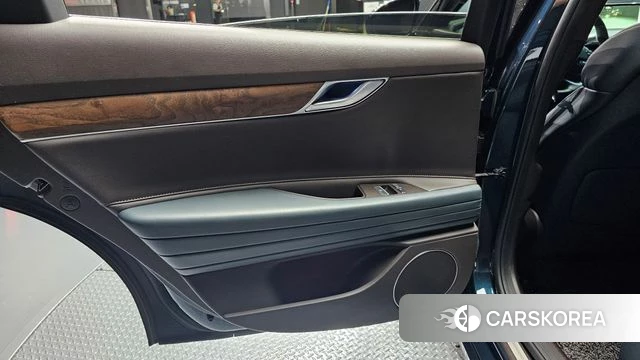 Genesis G80 (RG3) id 4489580 из Кореи 17
