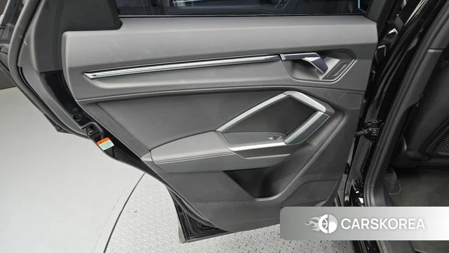 Audi Q3 (F3) id 4324827 из Кореи 17
