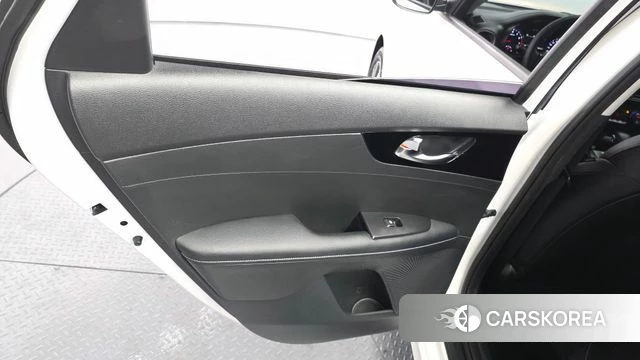 Kia The New K3 2nd generation id 4230257 из Кореи 17