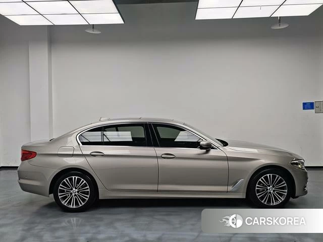 BMW 5 series id 4218206 из Китая 17