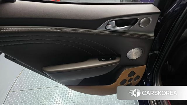 Kia Stinger Meister id 4683709 из Кореи 17