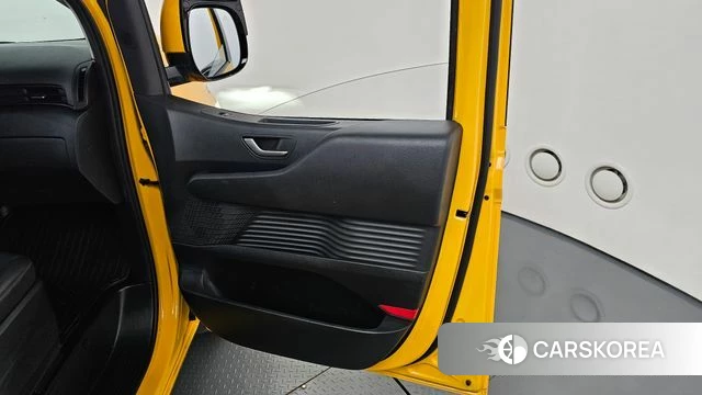 Hyundai Staria id 4505907 из Кореи 17