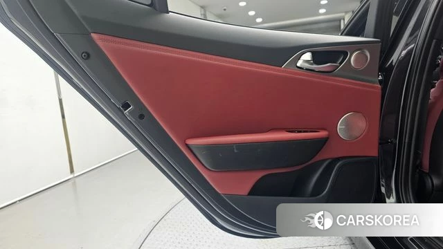 Kia Stinger id 4713480 из Кореи 17