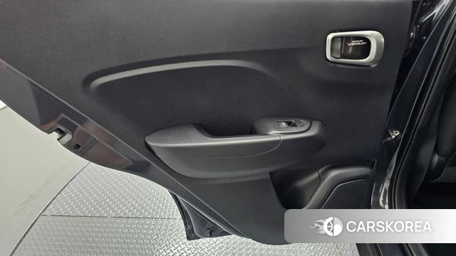 Hyundai Venue id 4619642 из Кореи 17