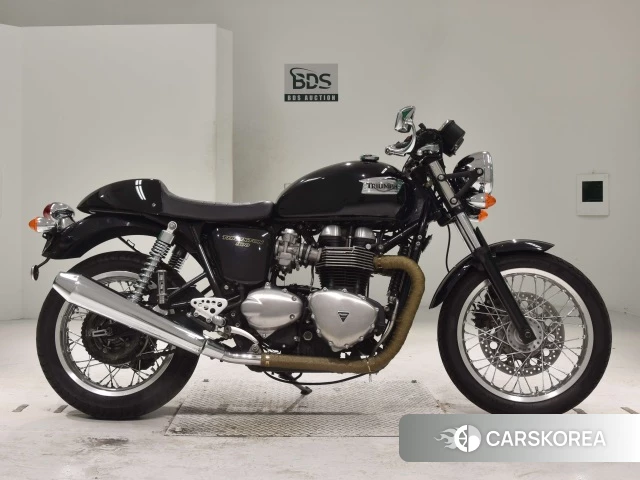Проданный Triumph THRUXTON 2013 из Японии