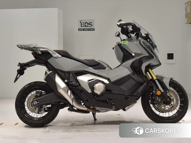 Проданный Honda X-ADV 750 2021 из Японии