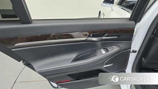 Genesis G90 id 4397443 из Кореи 17
