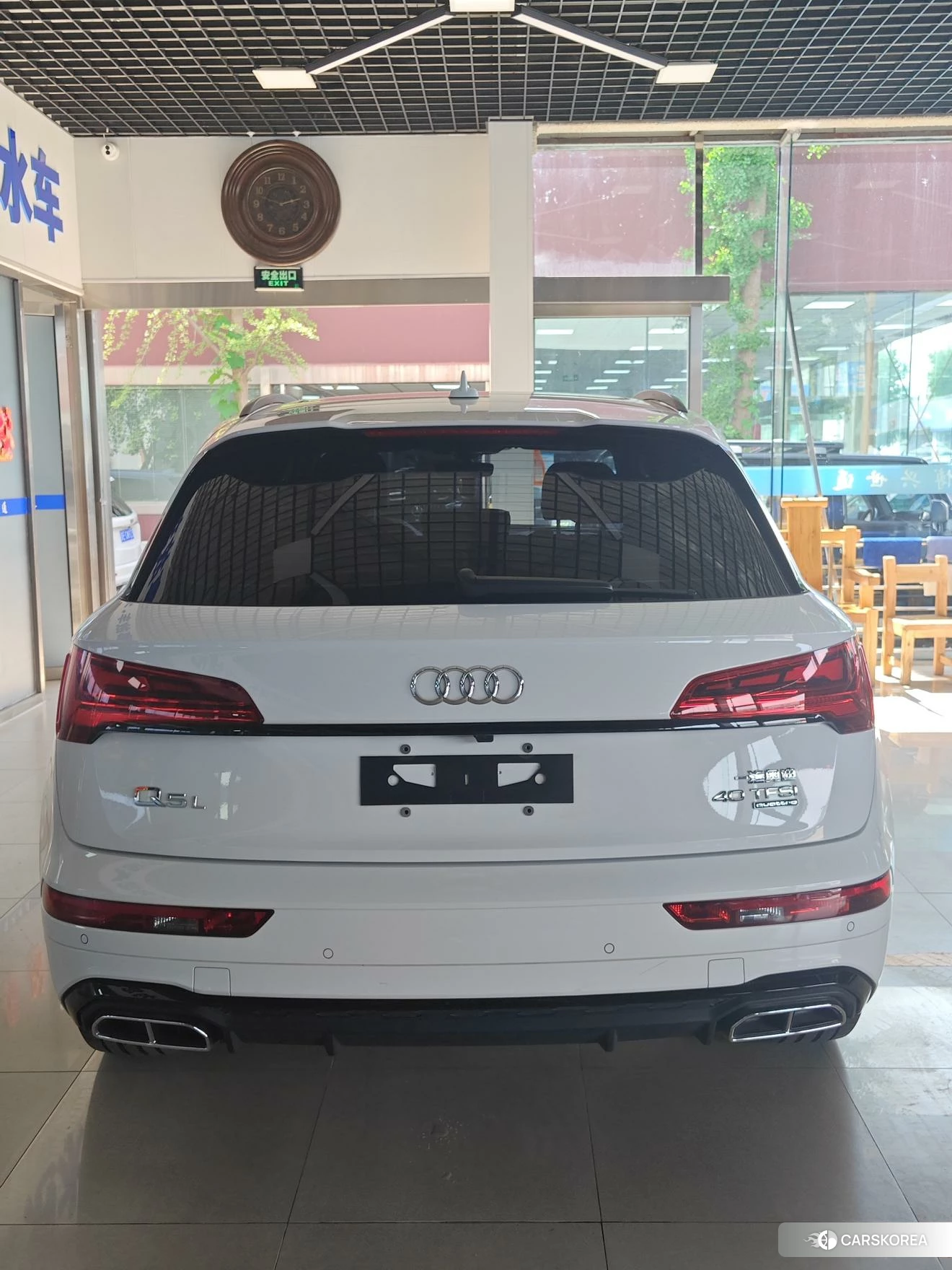 Audi Q5L id 4512722 из Китая 17