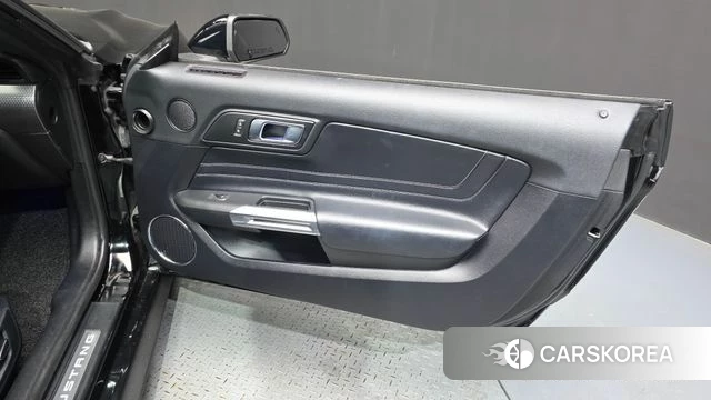 Ford Mustang id 4197147 из Кореи 17