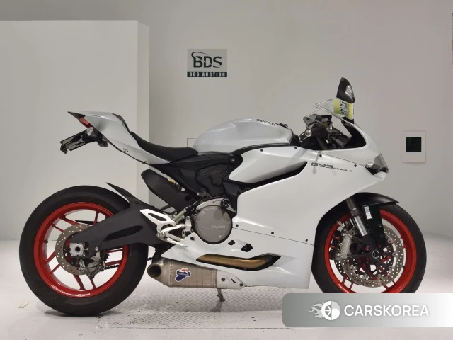 Проданный Ducati 899 PANIGALE 2013 из Японии