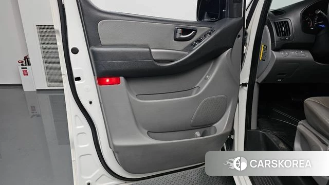 Hyundai The New Grand Starex id 4378170 из Кореи 17